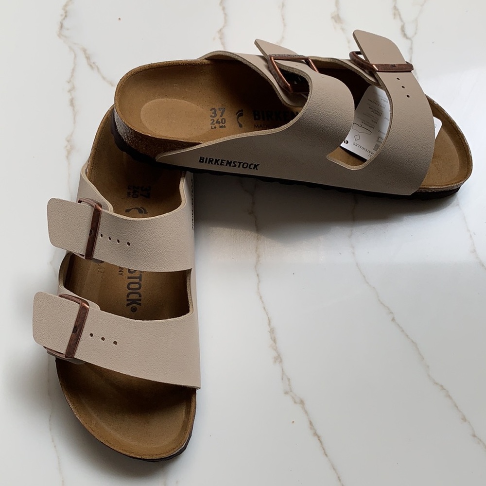 NWT Women’s Arizona Birkenstock - Picture 4 of 5